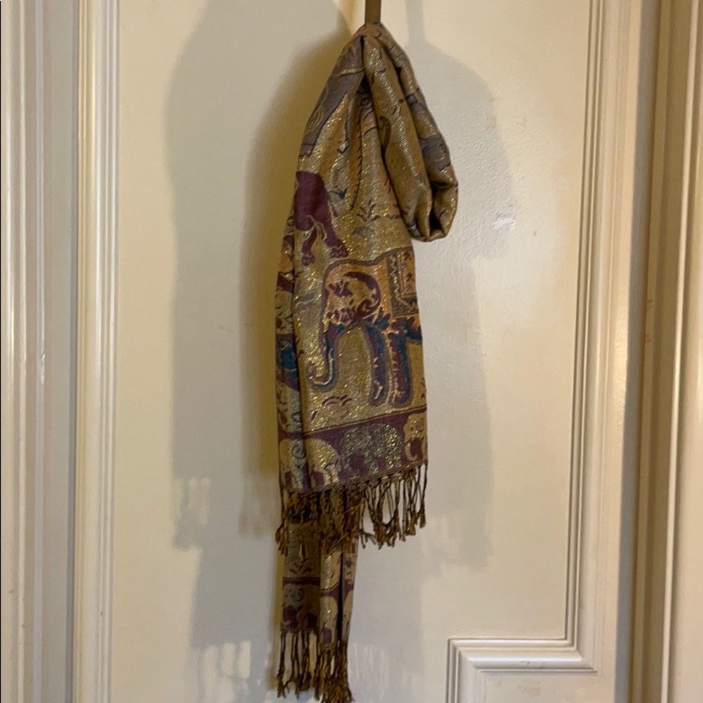 Thai scarf